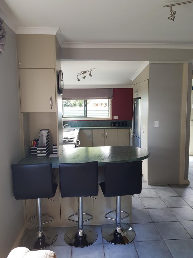 Central Taupo Townhouse Bagian luar foto
