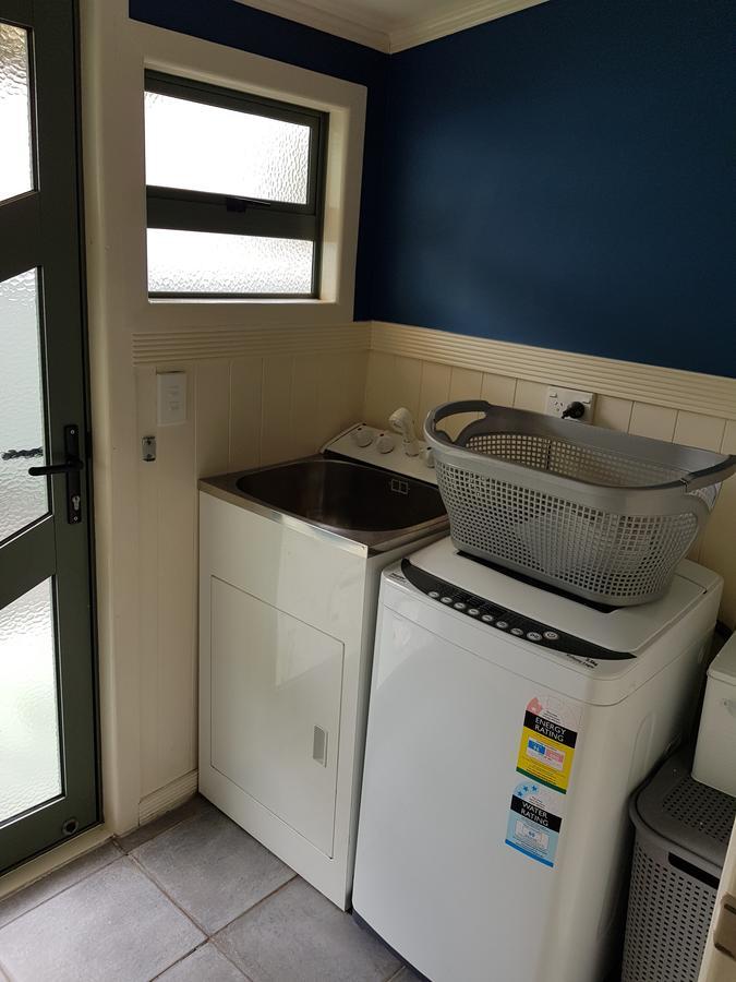 Central Taupo Townhouse Bagian luar foto